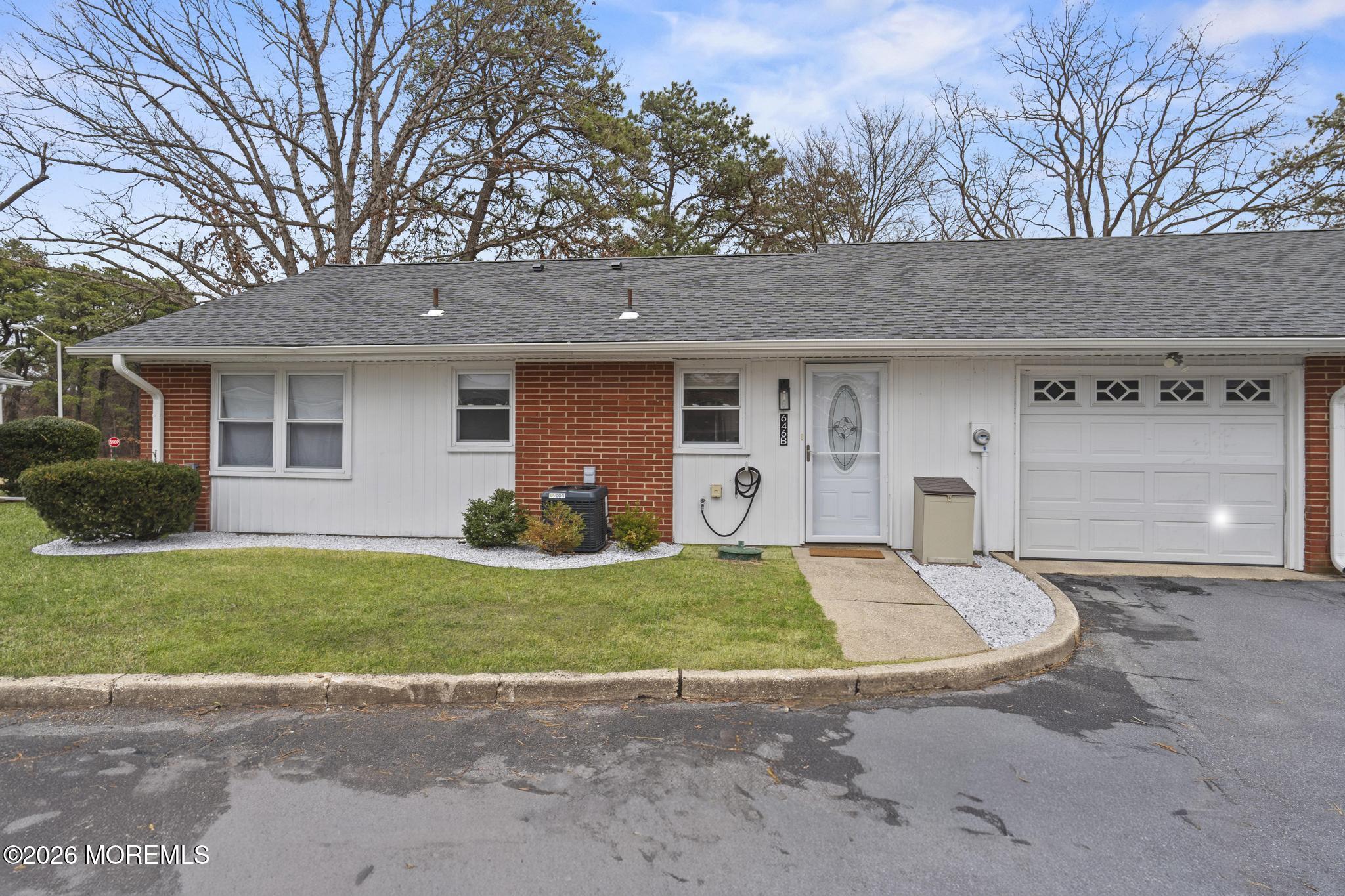 646 B Plymouth Drive Lakewood NJ 08701