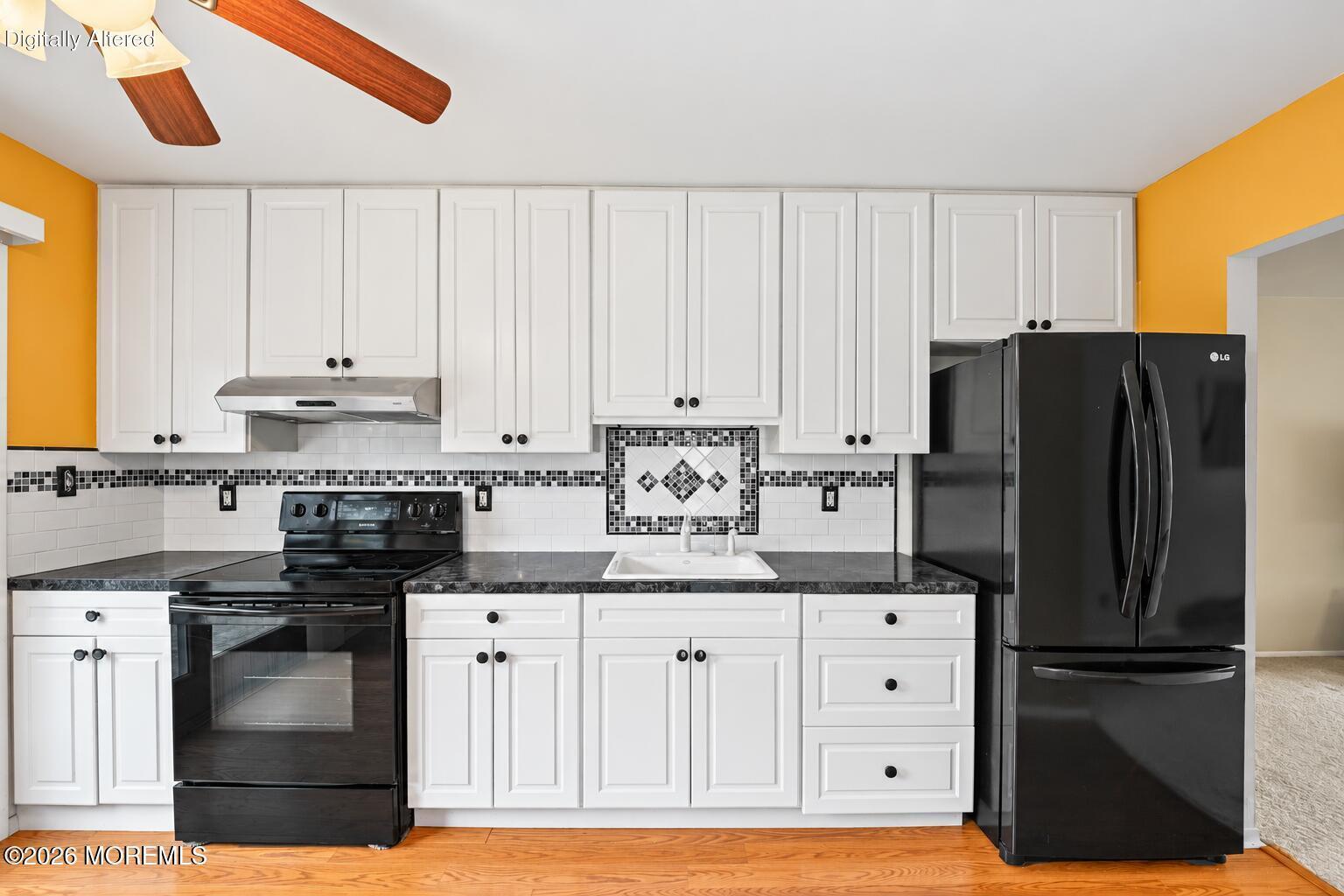 23 Maine Avenue Manchester NJ 08759