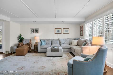 19 Laurelwood Drive Little Silver NJ 07739