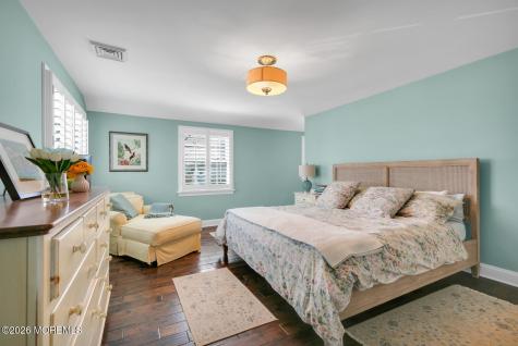 19 Laurelwood Drive Little Silver NJ 07739