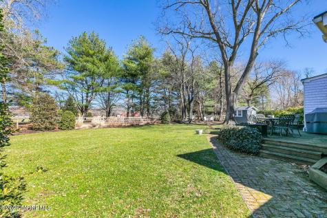 19 Laurelwood Drive Little Silver NJ 07739
