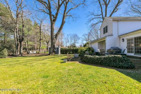 19 Laurelwood Drive Little Silver NJ 07739