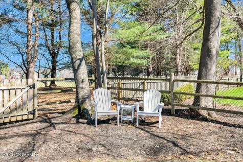 19 Laurelwood Drive Little Silver NJ 07739
