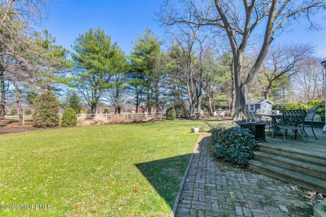 19 Laurelwood Drive Little Silver NJ 07739