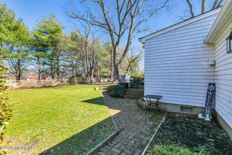 19 Laurelwood Drive Little Silver NJ 07739