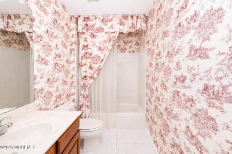 11 Ivy Hill Road Lakewood NJ 08701