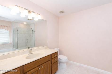 11 Ivy Hill Road Lakewood NJ 08701
