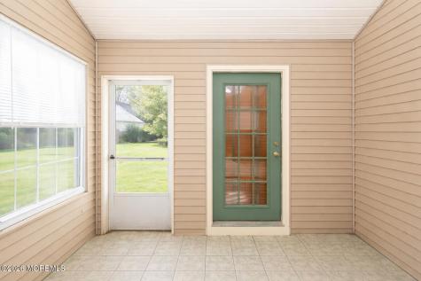 11 Ivy Hill Road Lakewood NJ 08701