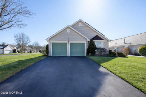 11 Ivy Hill Road Lakewood NJ 08701