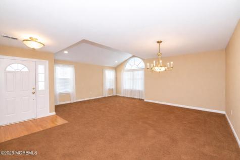 11 Ivy Hill Road Lakewood NJ 08701