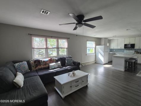 4 Conestoga Drive Whiting NJ 08759