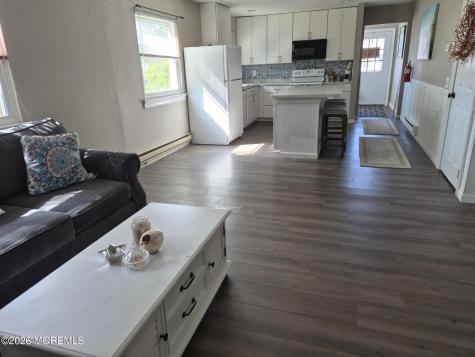 4 Conestoga Drive Whiting NJ 08759