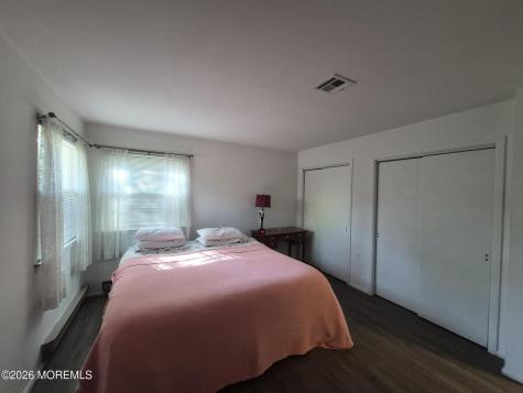 4 Conestoga Drive Whiting NJ 08759