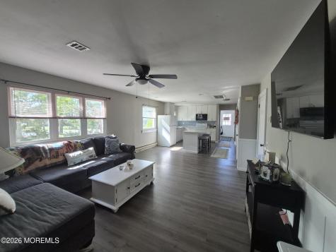 4 Conestoga Drive Whiting NJ 08759
