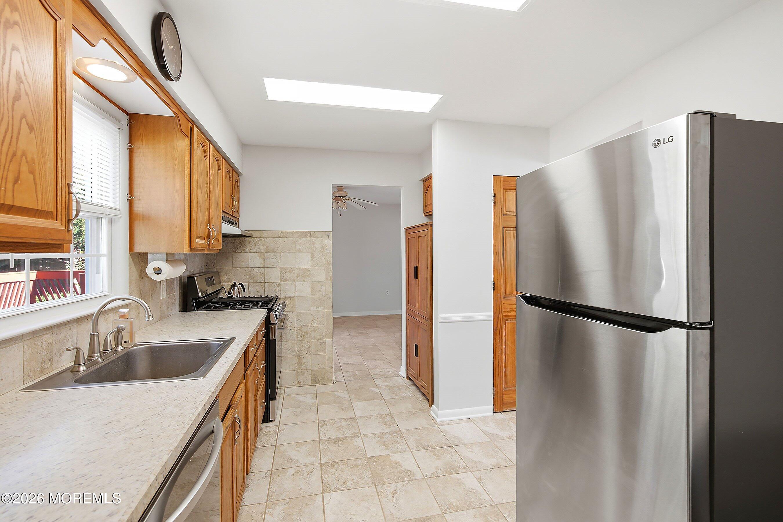 9 Poplar Street Howell NJ 07731