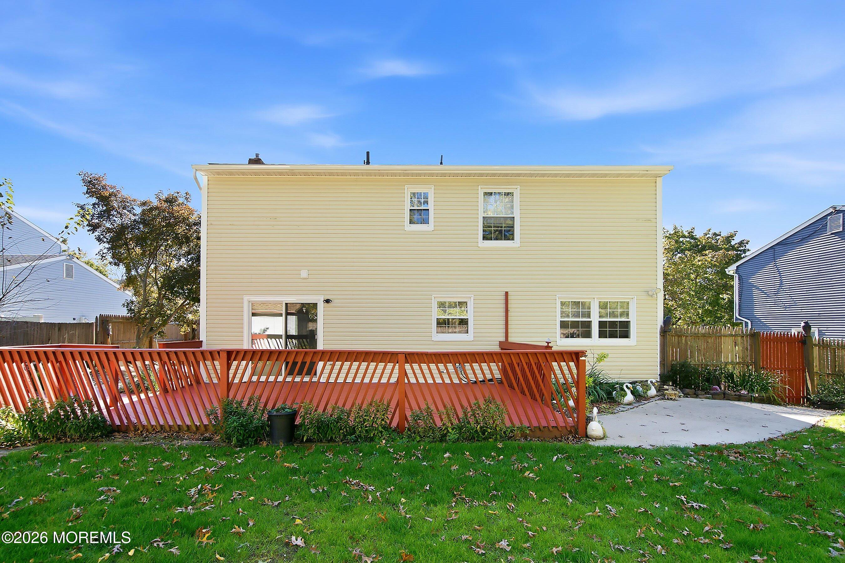 9 Poplar Street Howell NJ 07731