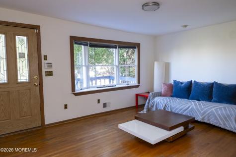 28 Florence Avenue Leonardo NJ 07737