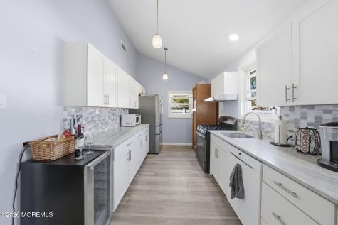 67 London Road Brick NJ 08723