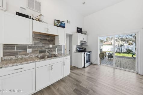 67 London Road Brick NJ 08723