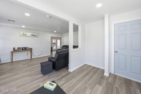 67 London Road Brick NJ 08723