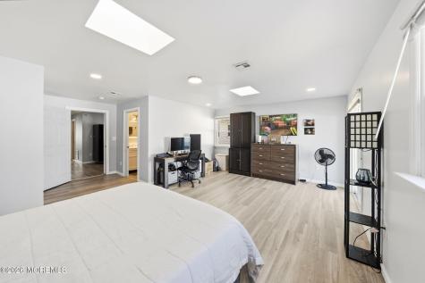 67 London Road Brick NJ 08723