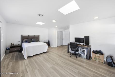 67 London Road Brick NJ 08723