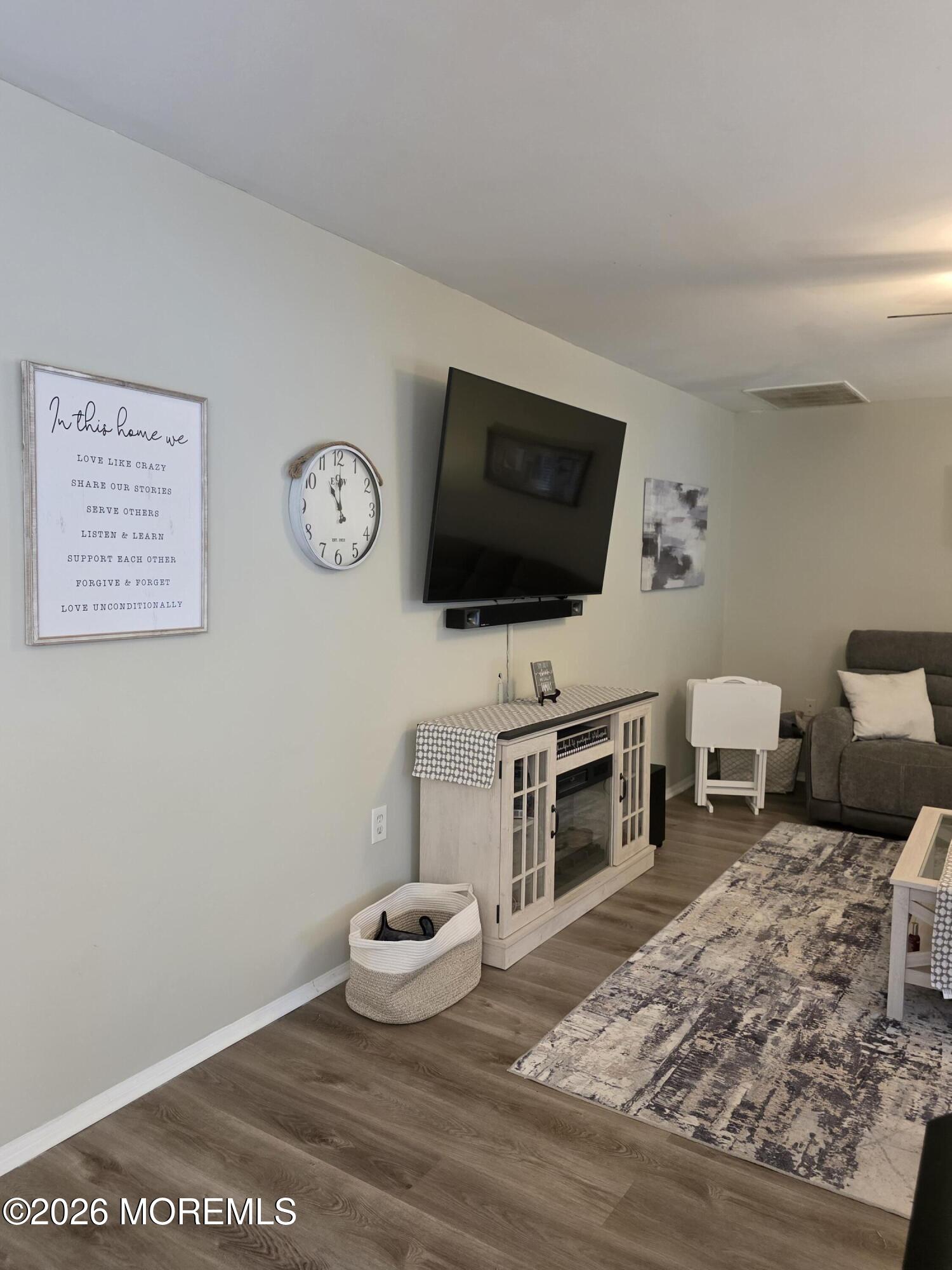 32 Pulaski Drive Barnegat NJ 08005