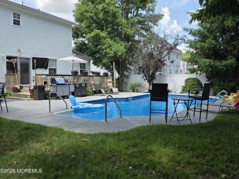 32 Pulaski Drive Barnegat NJ 08005