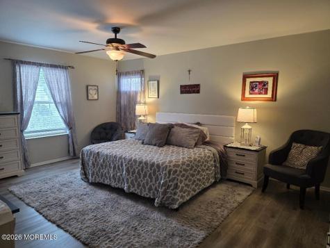32 Pulaski Drive Barnegat NJ 08005