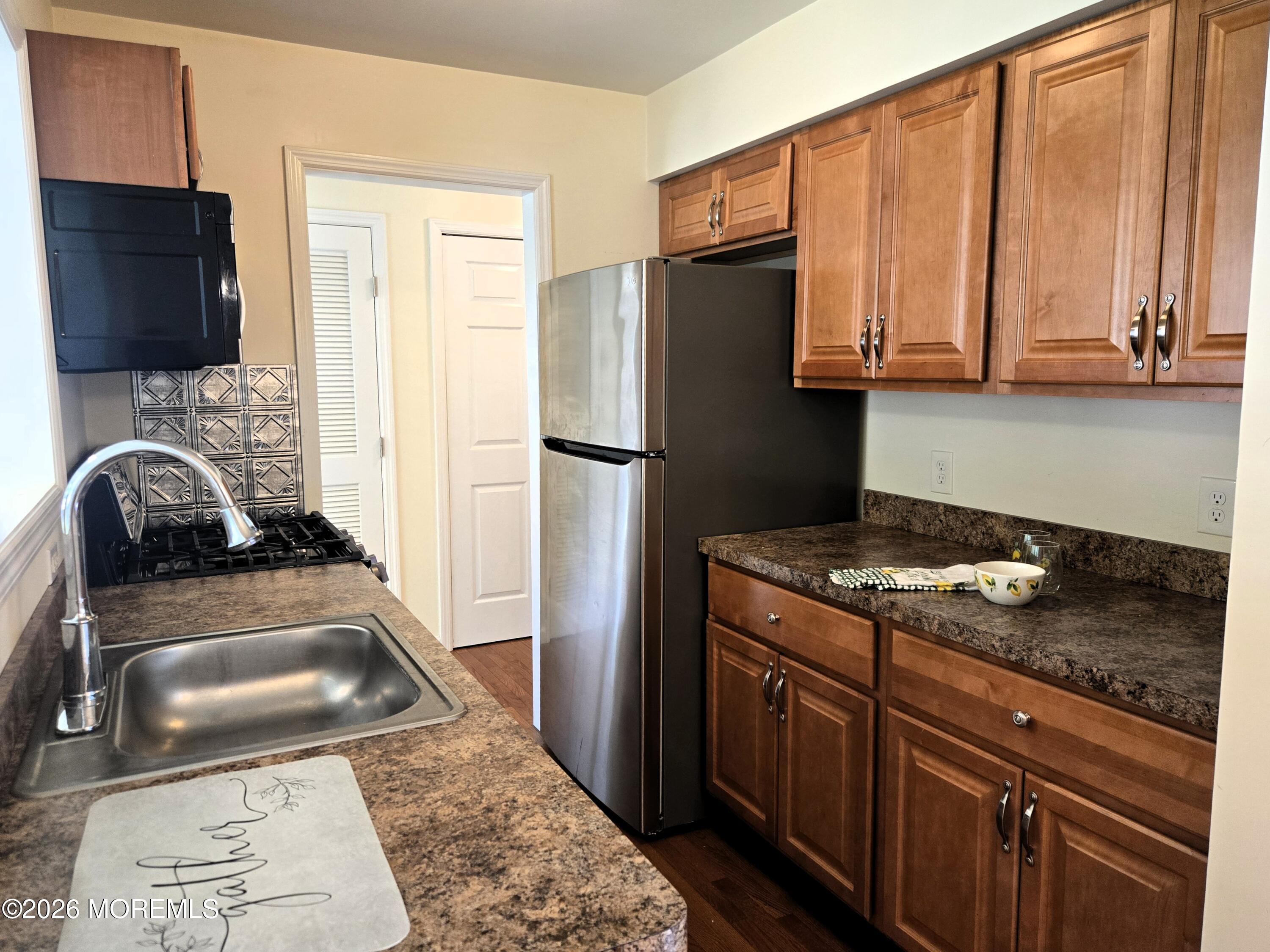 17 Dixie Lane Jackson NJ 08527