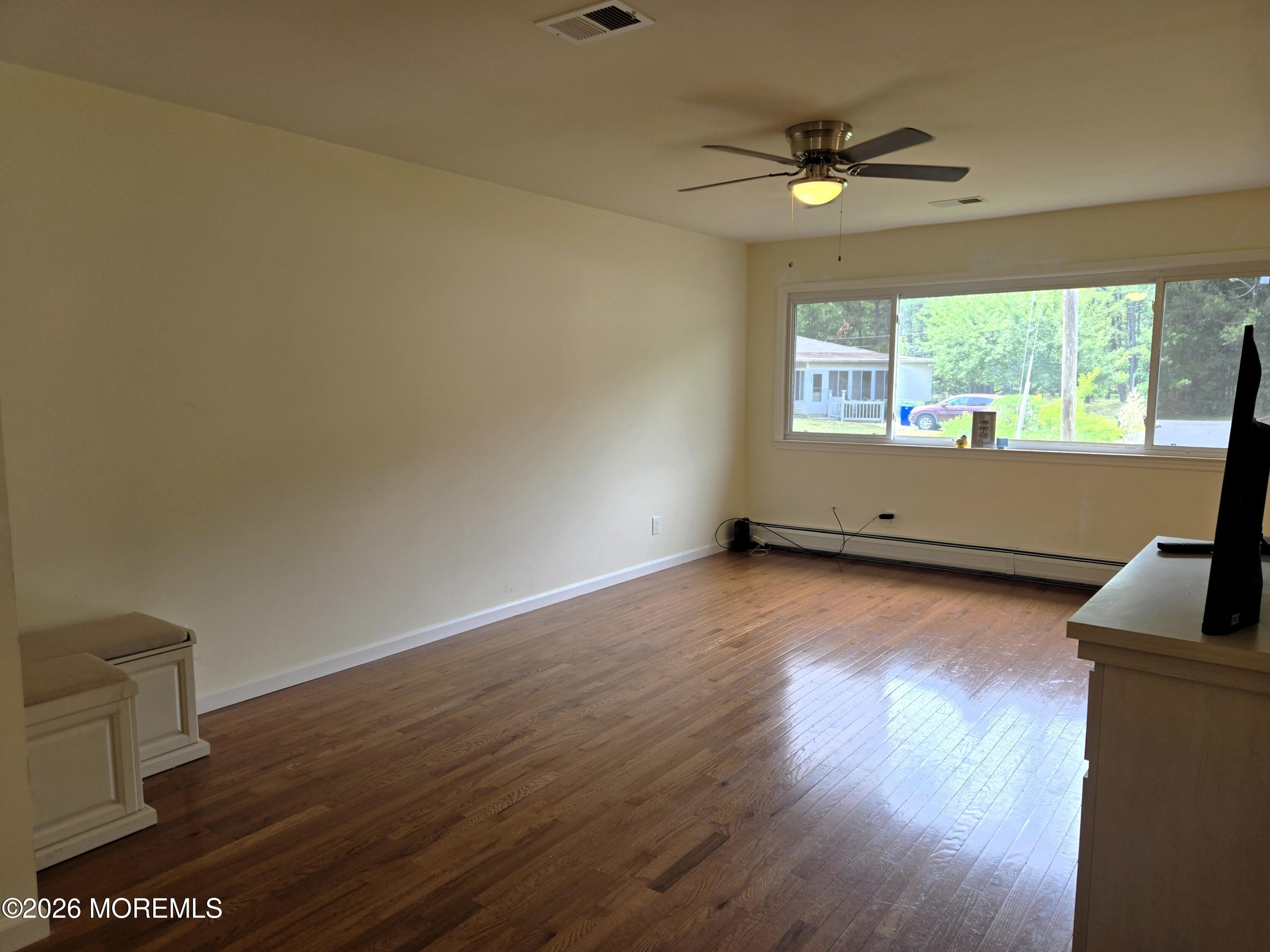 17 Dixie Lane Jackson NJ 08527