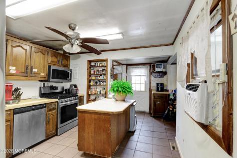 497 Main Street West Creek NJ 08092