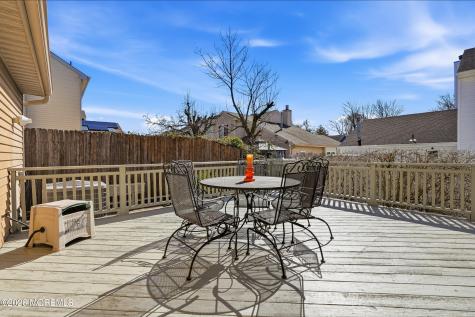 149 Malibu Drive Eatontown NJ 07724