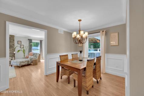 33 Baldwin Avenue Morganville NJ 07751