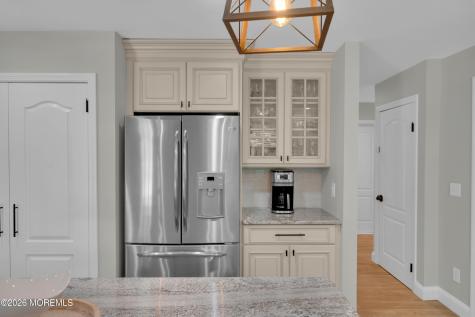 33 Baldwin Avenue Morganville NJ 07751