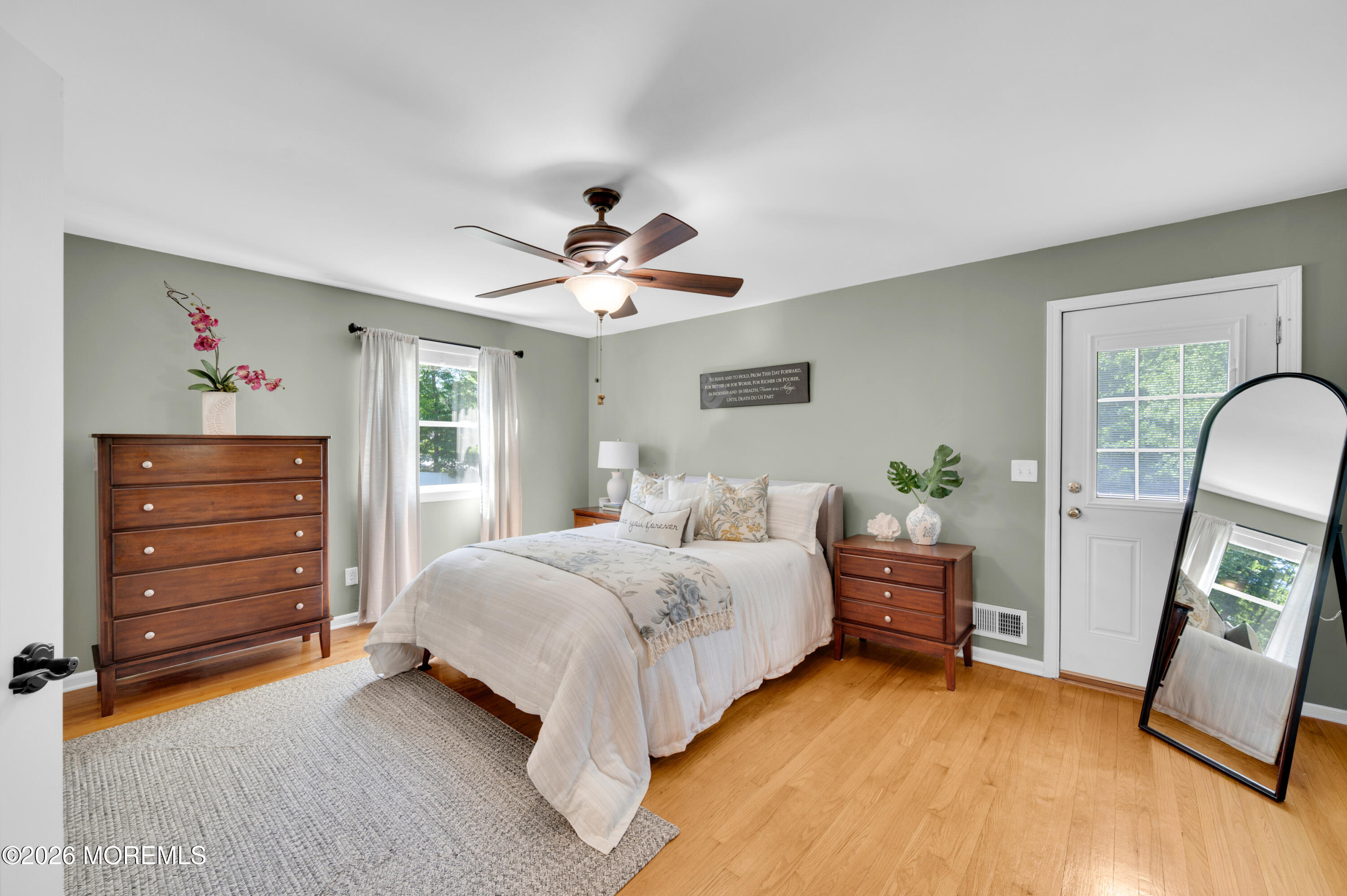 33 Baldwin Avenue Morganville NJ 07751