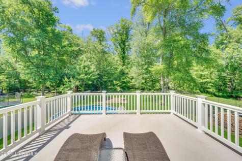 33 Baldwin Avenue Morganville NJ 07751