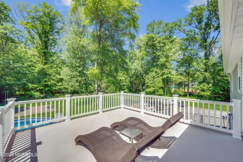 33 Baldwin Avenue Morganville NJ 07751