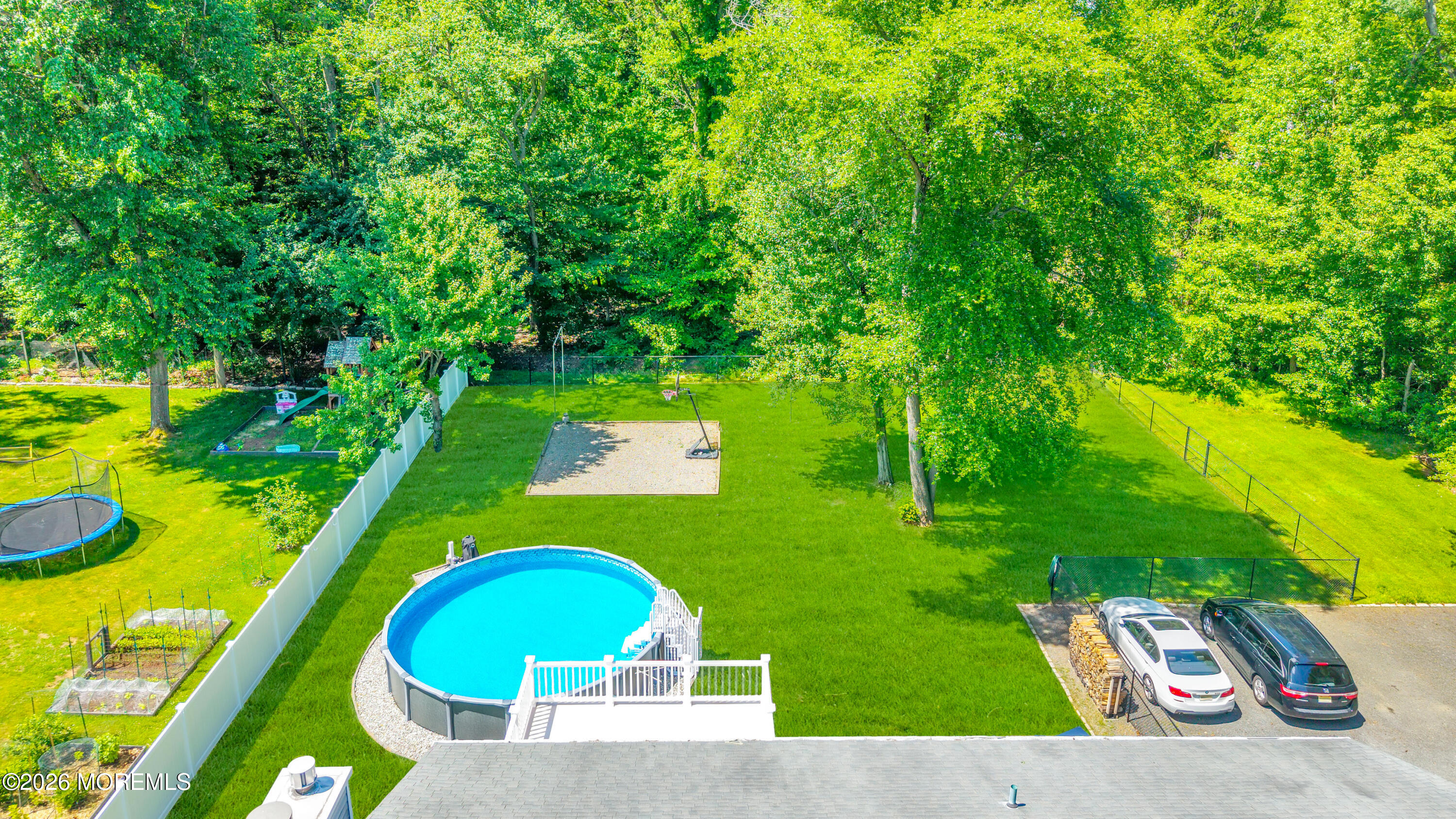 33 Baldwin Avenue Morganville NJ 07751