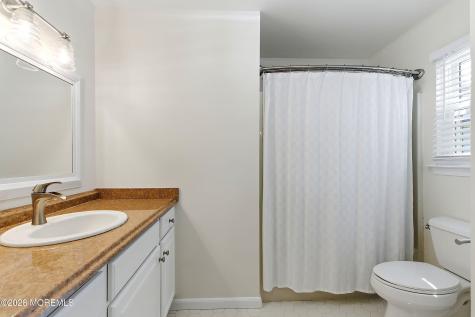 10 Ravenwood Court Freehold NJ 07728