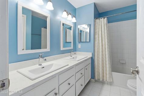 9 Nutley Drive Manalapan NJ 07726