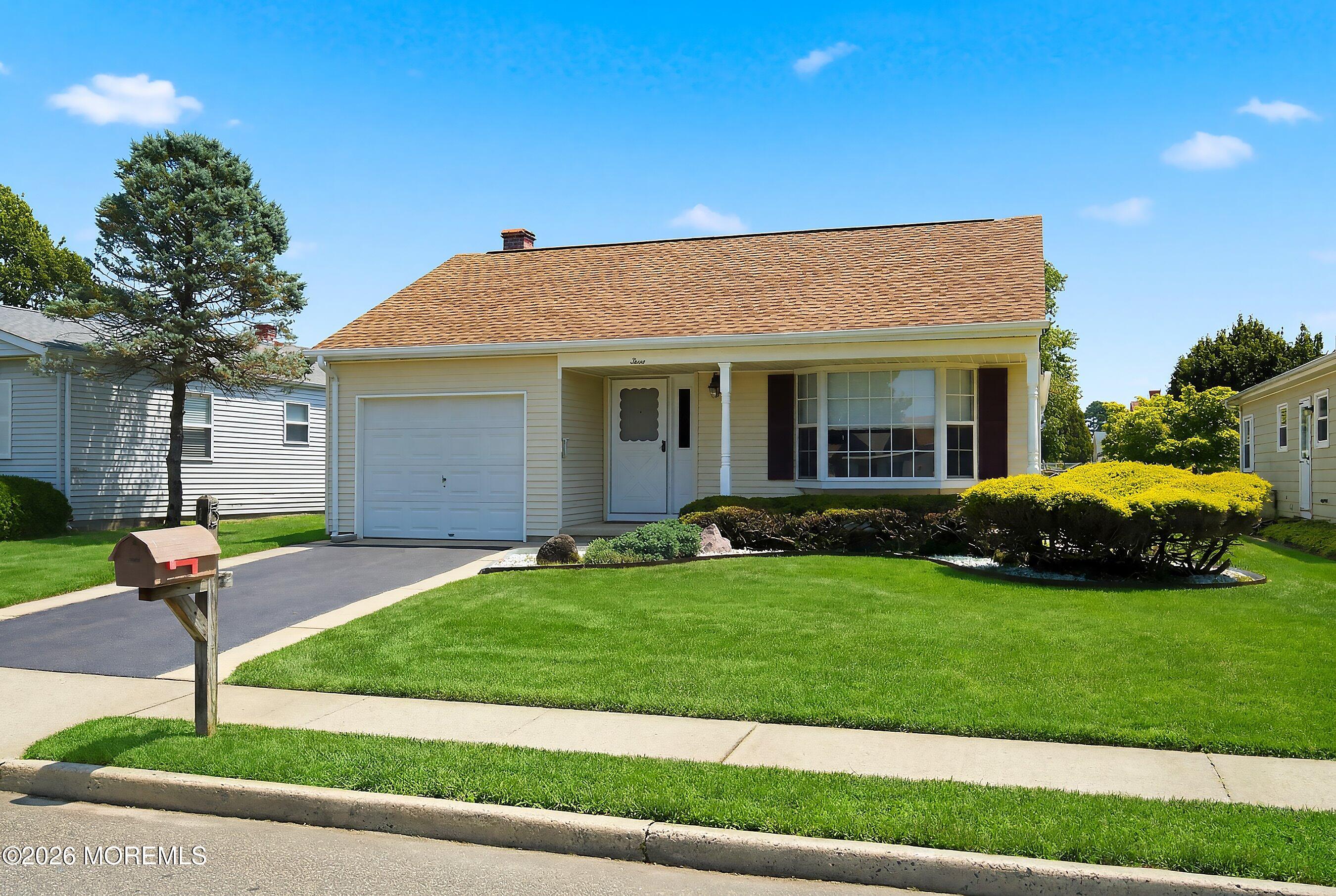 3 Yucatan Way Toms River NJ 08757