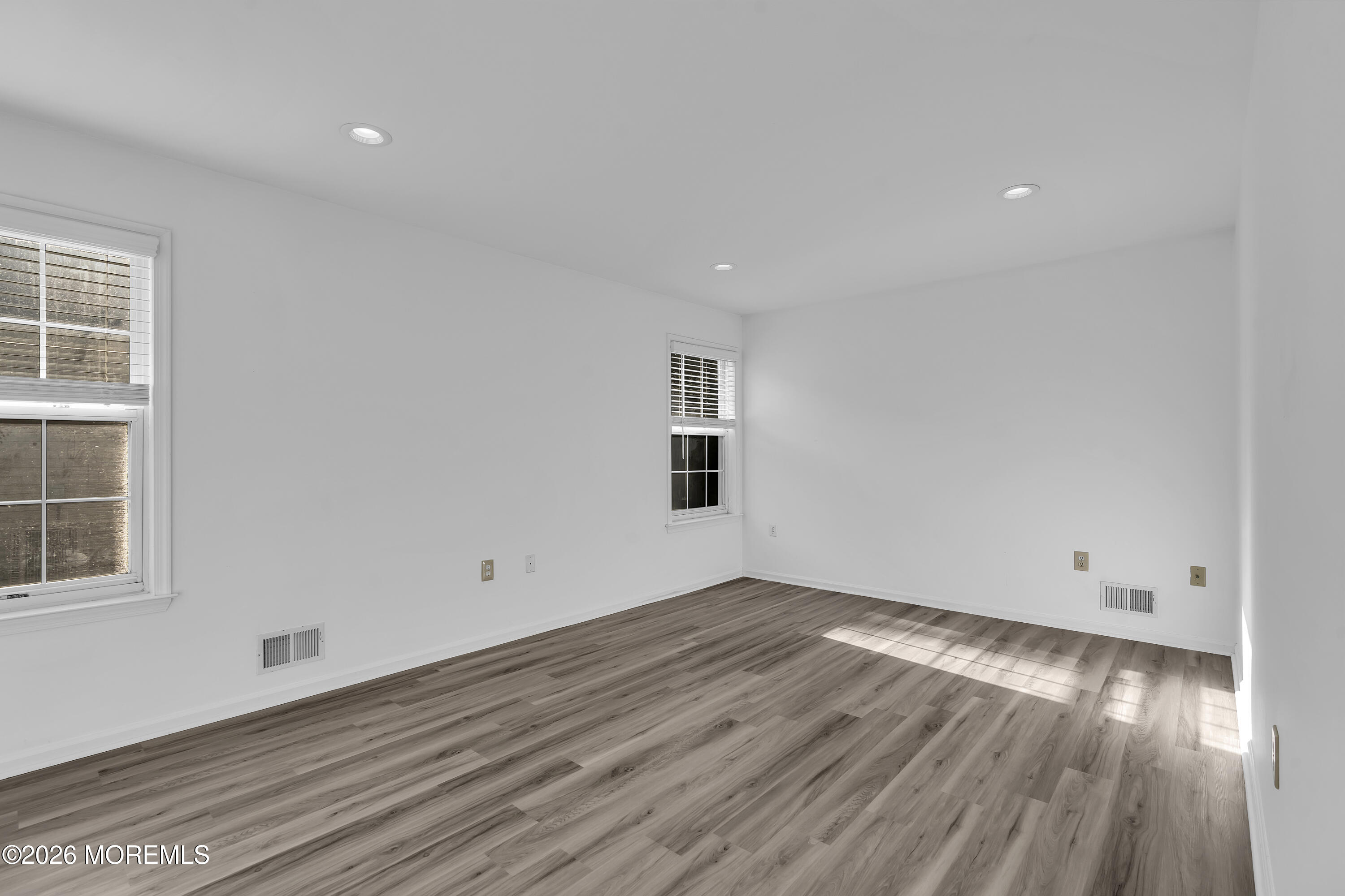 2381 Mount Hood Lane Toms River NJ 08753