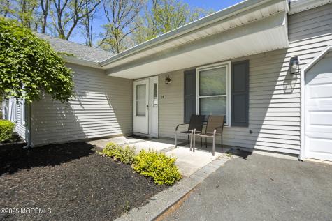 28 Ashford Road Jackson NJ 08527