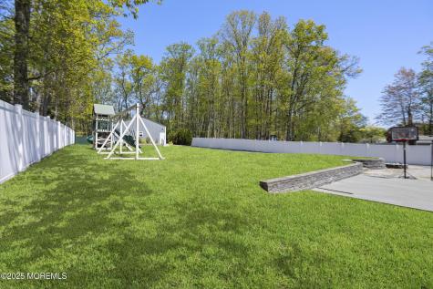 28 Ashford Road Jackson NJ 08527