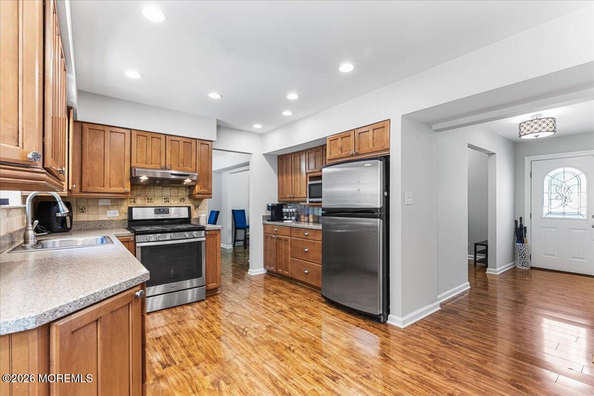 17 Monroe Lane Jackson NJ 08527