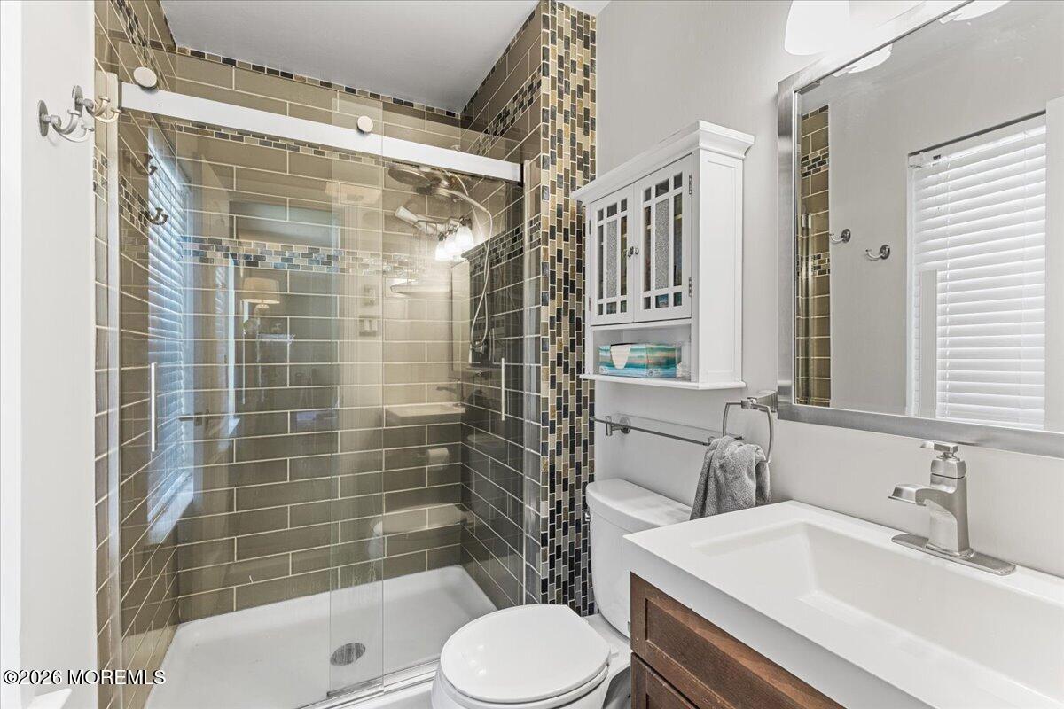 17 Monroe Lane Jackson NJ 08527