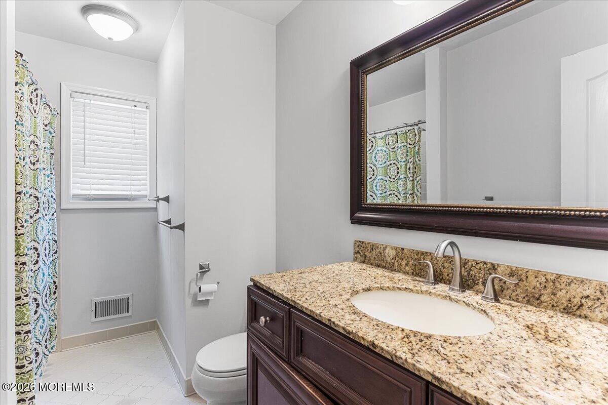 17 Monroe Lane Jackson NJ 08527