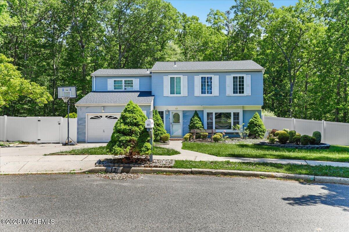 17 Monroe Lane Jackson NJ 08527
