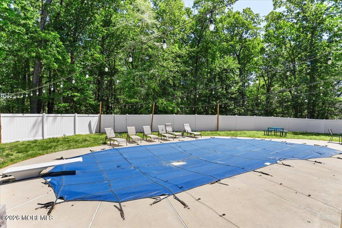 17 Monroe Lane Jackson NJ 08527